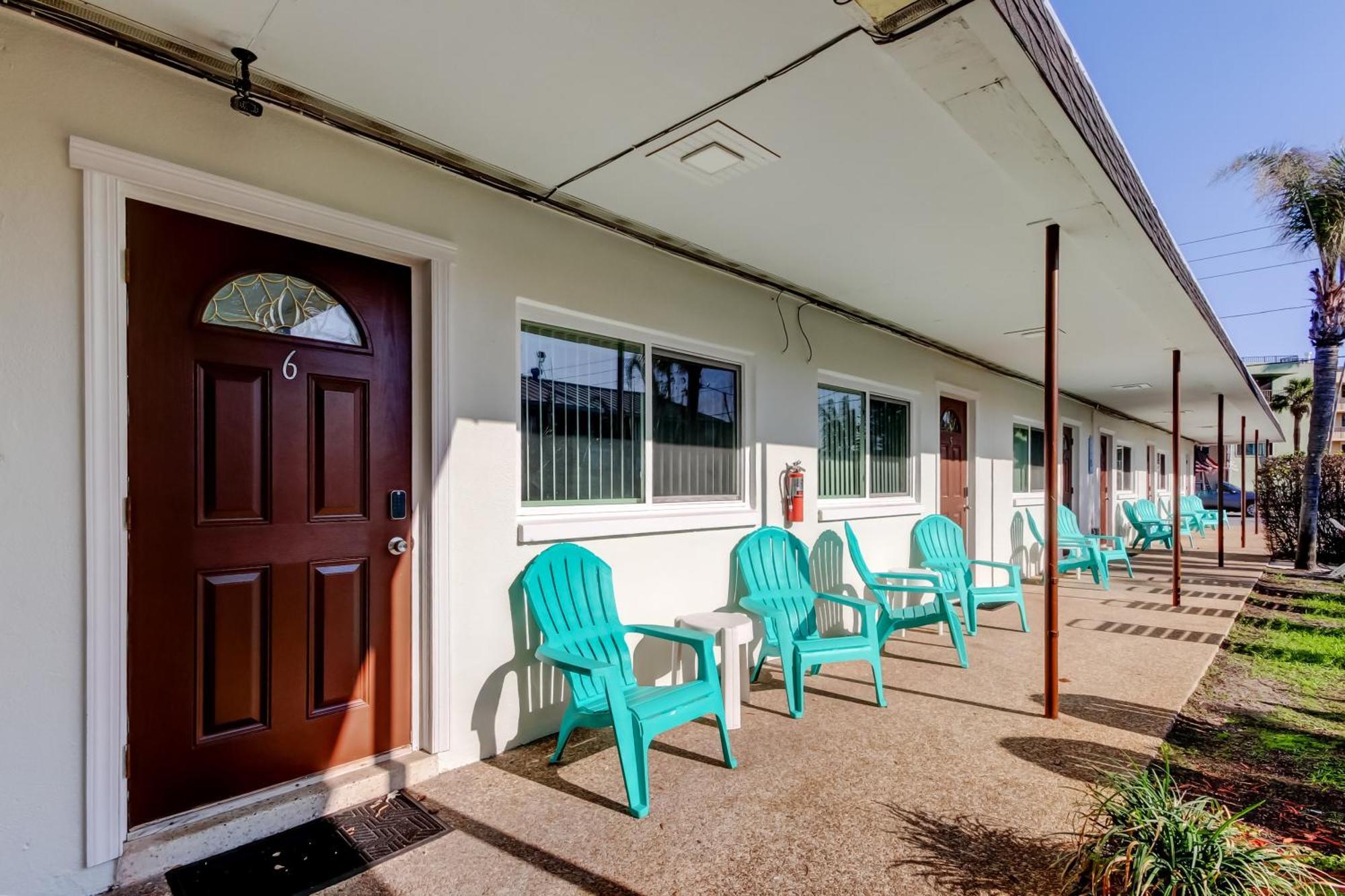 Carousel Suites -Redington Shores Esterno foto