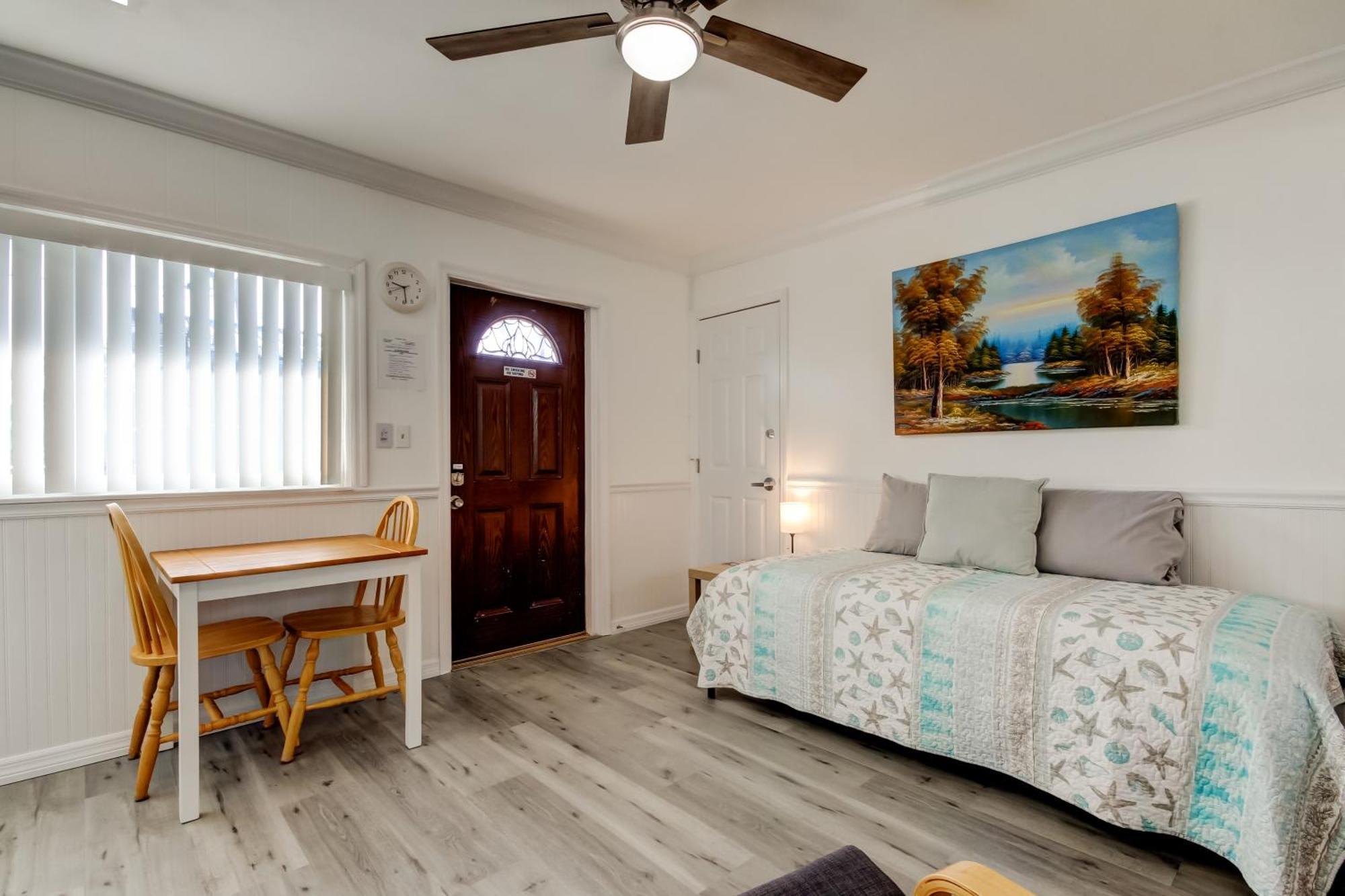 Carousel Suites -Redington Shores Esterno foto
