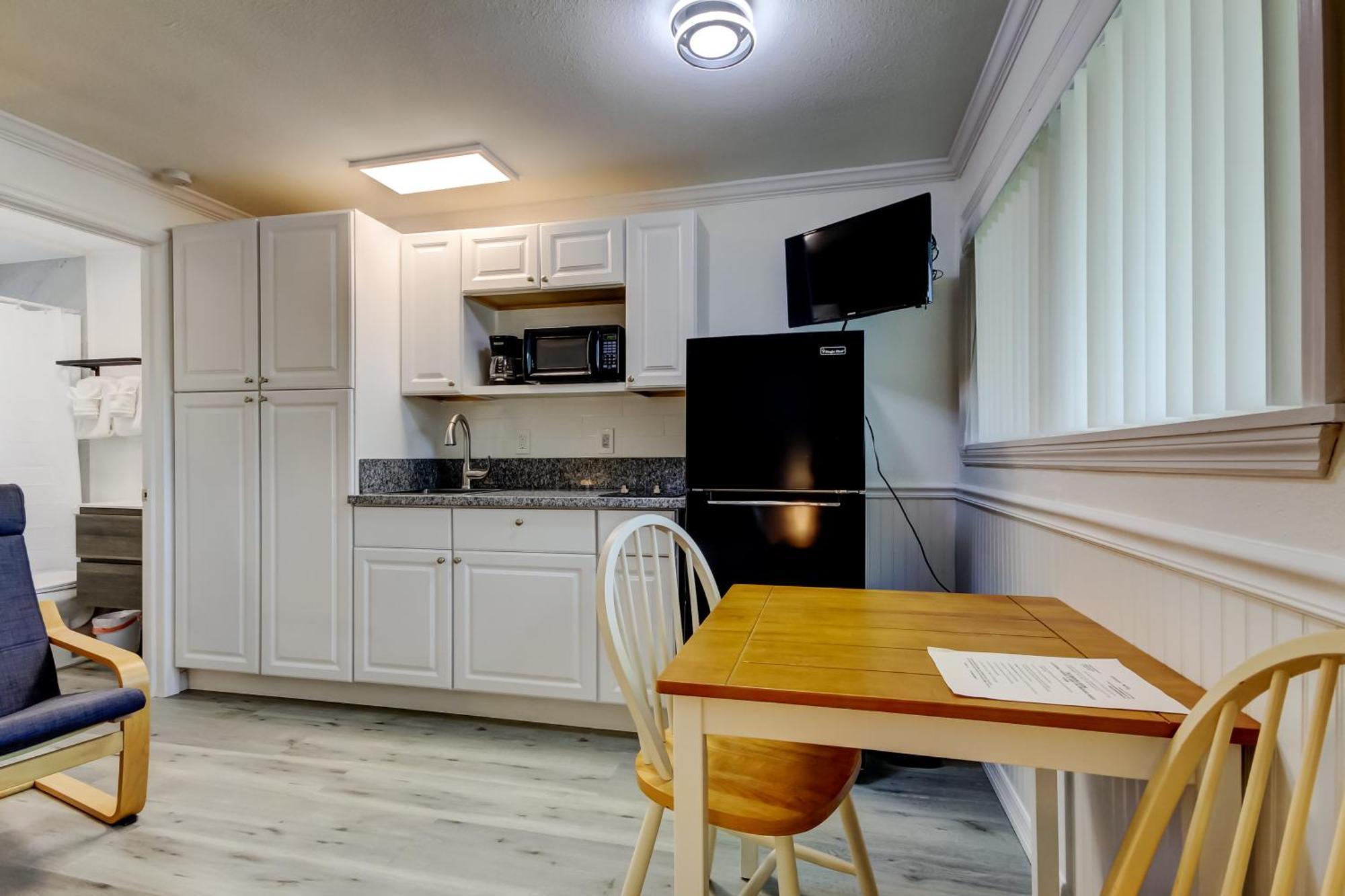 Carousel Suites -Redington Shores Esterno foto