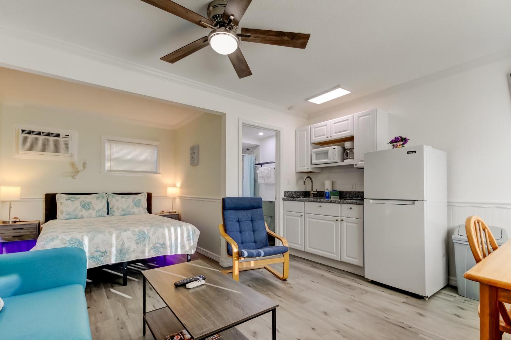 Carousel Suites -Redington Shores Esterno foto