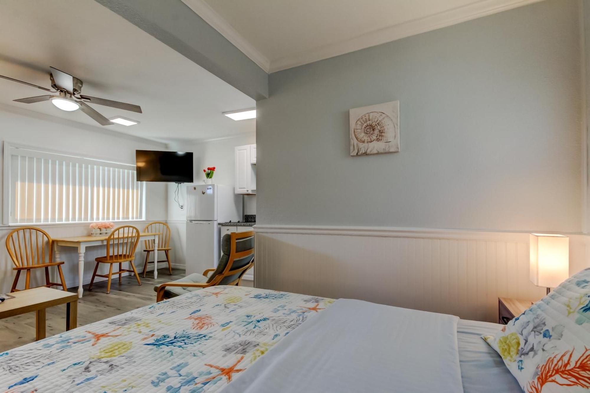 Carousel Suites -Redington Shores Esterno foto