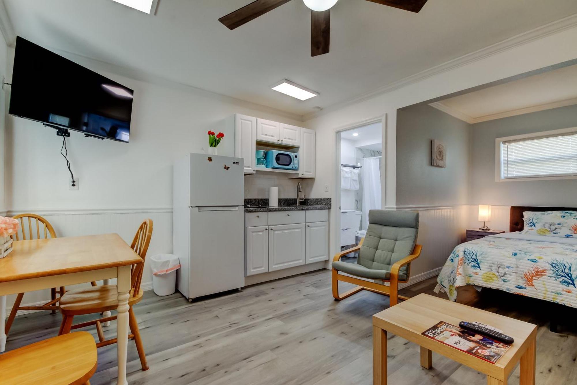 Carousel Suites -Redington Shores Esterno foto