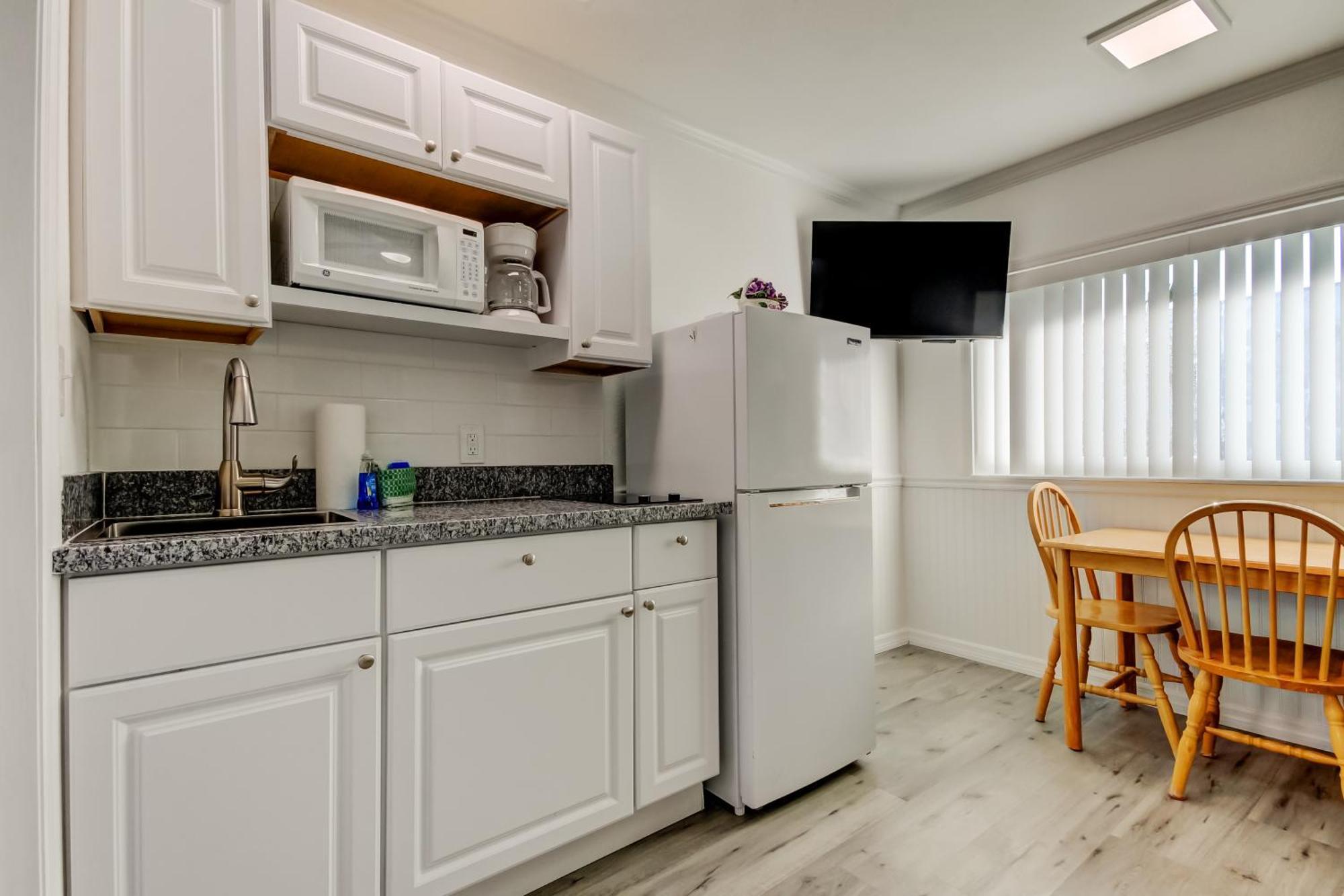 Carousel Suites -Redington Shores Esterno foto