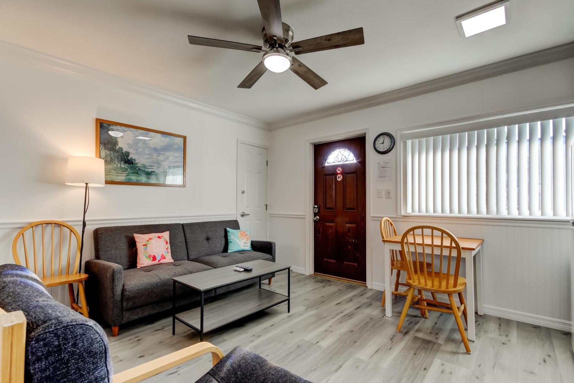 Carousel Suites -Redington Shores Esterno foto